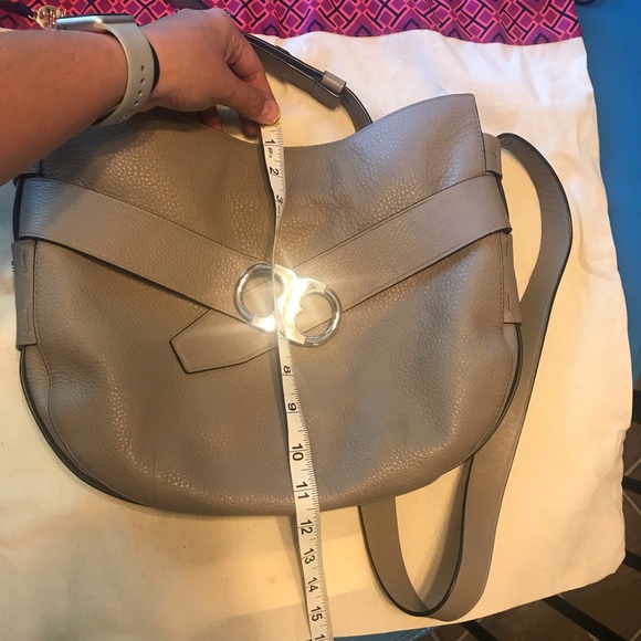 Largo gray pebble crossbody Tory Burch - Picture 8 of 8